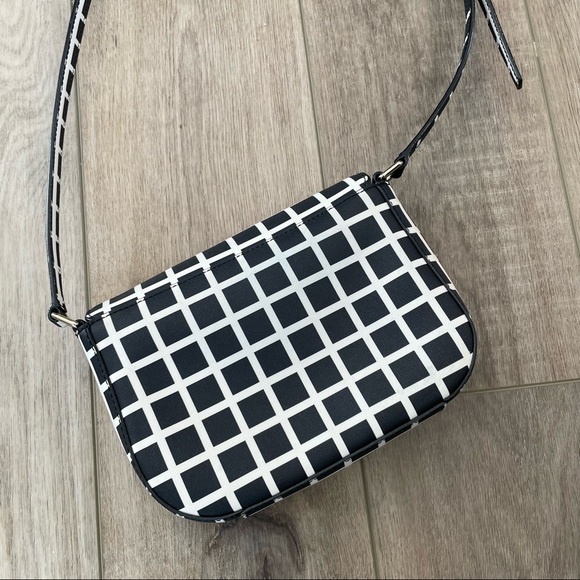 Kate spade crossbody - Picture 2 of 4